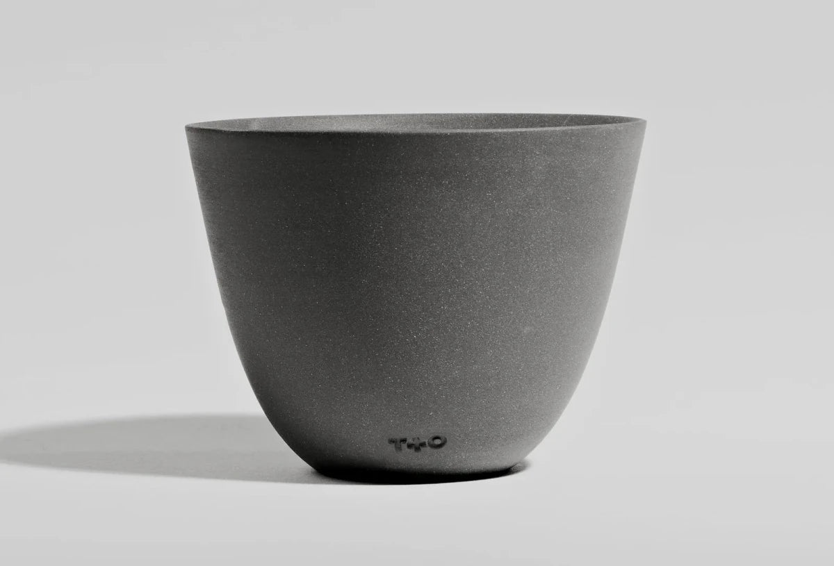 T+O Porcelain Coffee Cup - Handmade In Montreal - Café Liégeois Canada Inc.