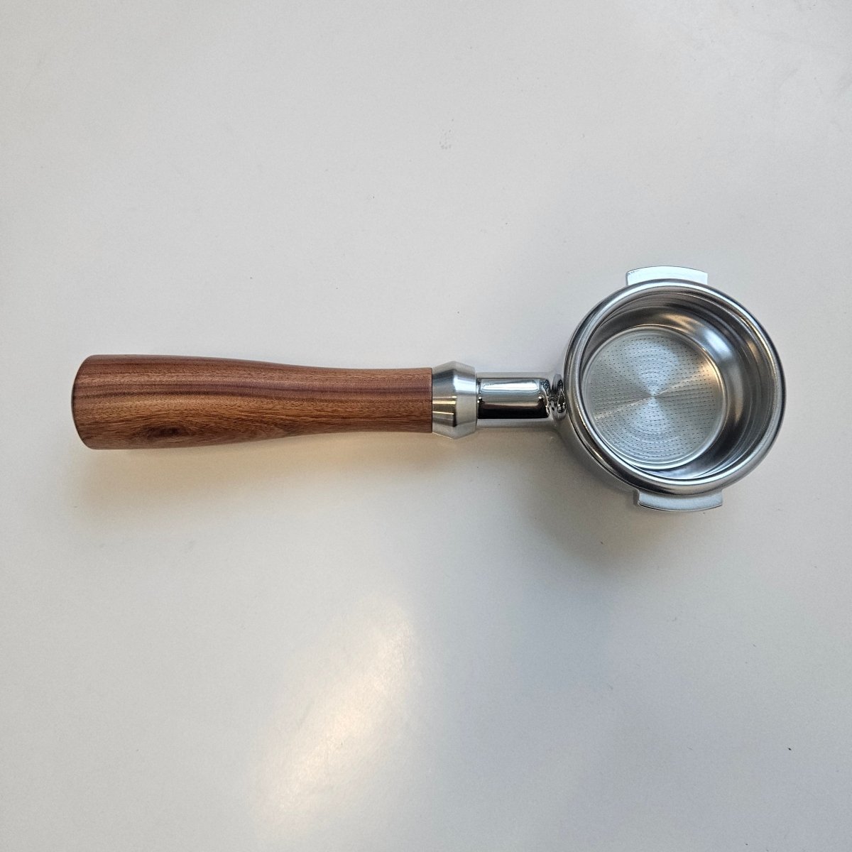 Wood Bottomless portafilter 58mm - Café Liégeois Canada Inc.